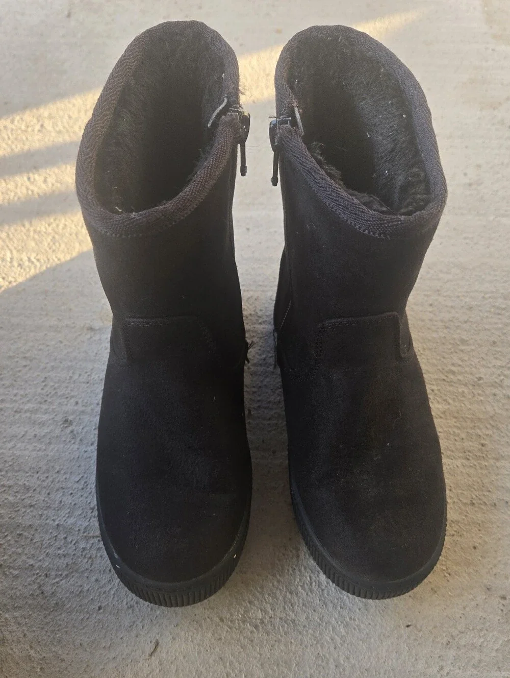 Cat & Jack Black Kids Mid-Calf Suede-Style Boots‎